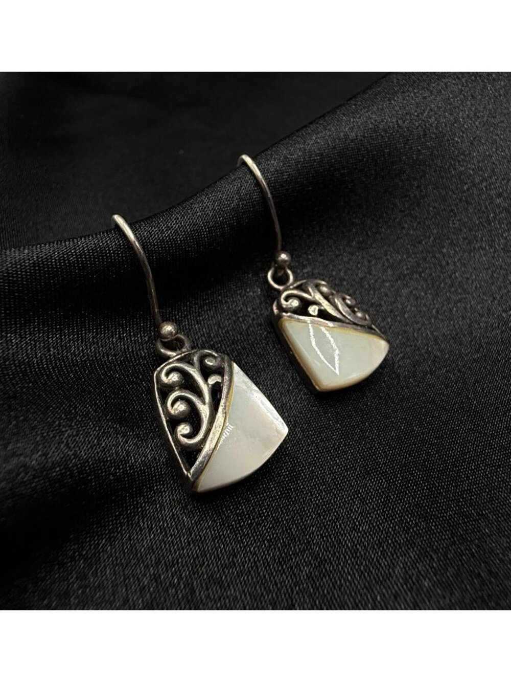 Vintage 90s Mother Of Pearl Sterling Silver Filigree Earrings